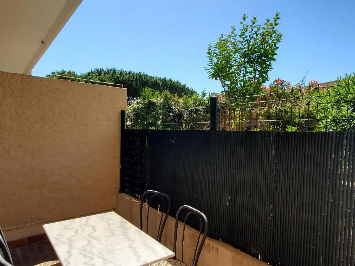 Mar Y Sol T2 En Duplex 34M2 Terrasse 2 Personnes Apartment Frejus